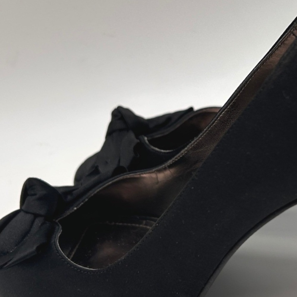The Touch of Nina Black Satin Bow Peep Toe Heels Women's Size 7 Pumps Coquette - Picture 7 of 9